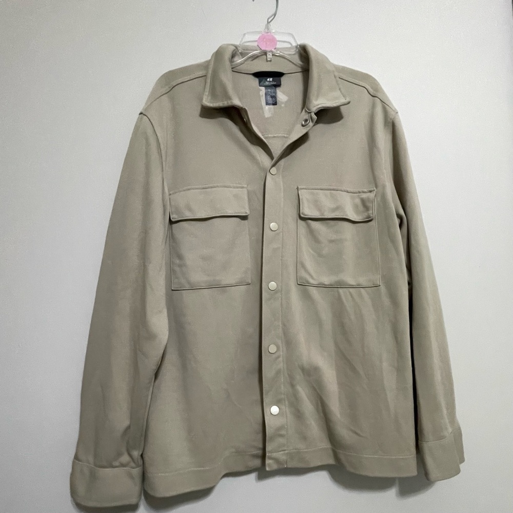 H&M Light Beige Shirt Jacket~ Size XL~ 
Regular‎ Fit ~~Business